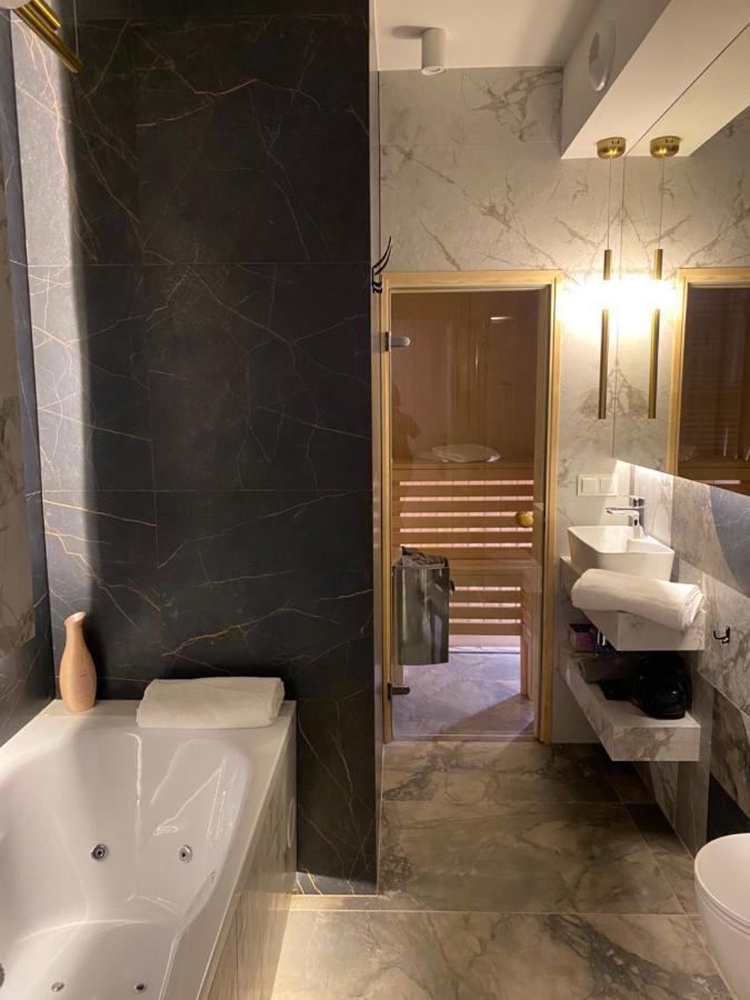 Family&Business Sauna Tężnia Apartments No18 Leśny nad Zalewem z Balkonem i Parkingiem oraz możliwością wyżywienia - Exclusive New! Kielce Zewnętrze zdjęcie
